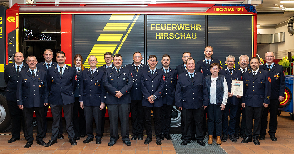 Gruppenbild Ehrungen und Beförderungen hp